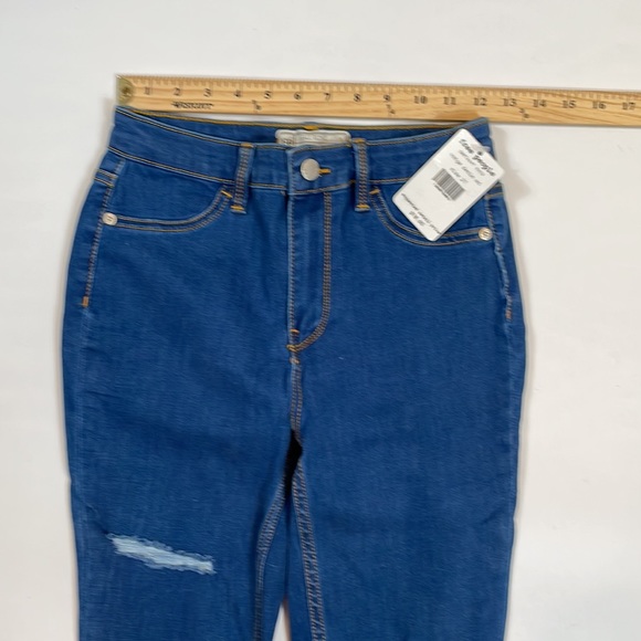 Free People Jeans NWT Size 27 Destructed - Picture 4 of 11